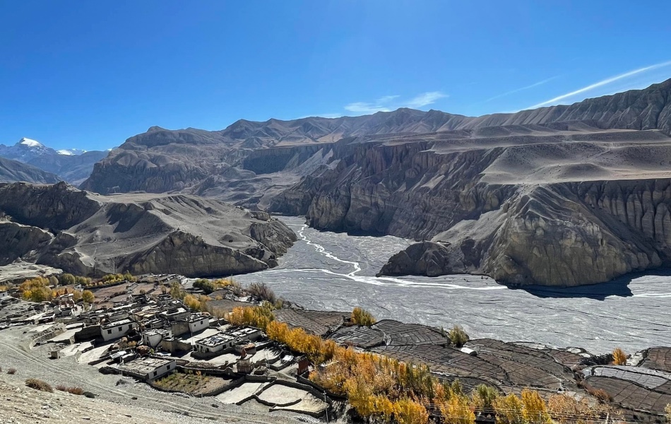 annapurna circuit trek nepal best season