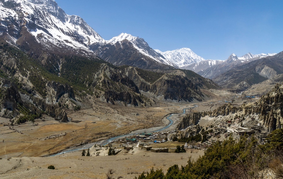 annapurna circuit trek nepal best season