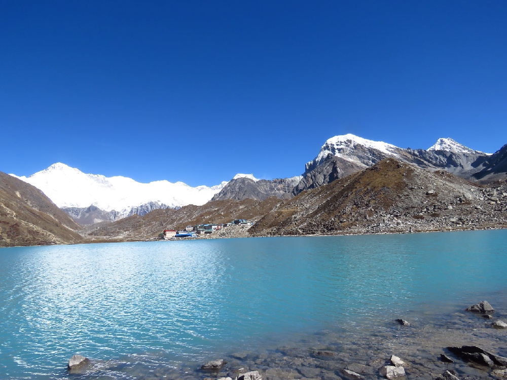 Trekking in Nepal in December