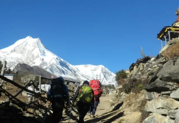 Manaslu Circuit Trek Best Time